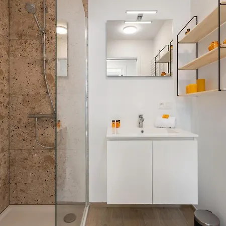 Maison Basil - House With Garden And Parking Holiday home