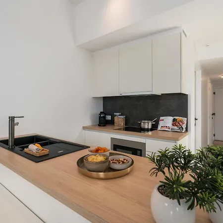 Maison Basil - House With Garden And Parking 미들케르케