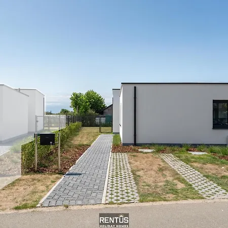 Tatil Evi Maison Basil - House With Garden And Parking